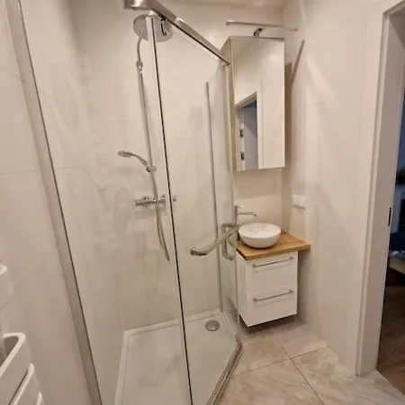 Apartment Apartament Dmowskiego Z Miejscem Parkingowym *