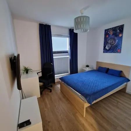 Apartament Dmowskiego Z Miejscem Parkingowym Apartment Poznan