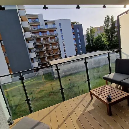 Apartament Dmowskiego Z Miejscem Parkingowym Apartment Poznan